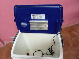 Nevera Eléctrica Camping 12V/220W