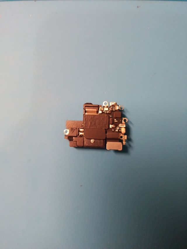 Altoparlante superiore per iPhone 15