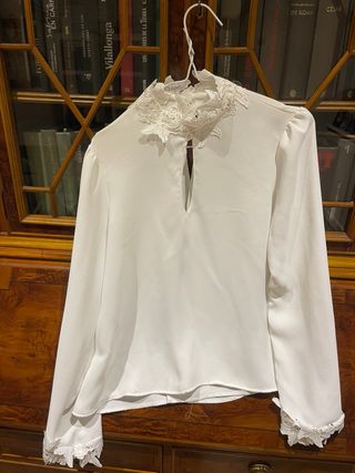Camisa Zara Blanca con Pedrería