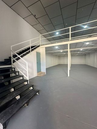 Nave industrial en alquiler en Polígonos - Recinto Ferial Cortijo de Torres en Málaga