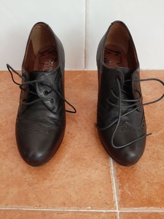 Zapatos Pitillos de piel negros