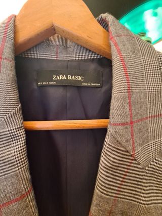 Blazer de Zara de cuadros