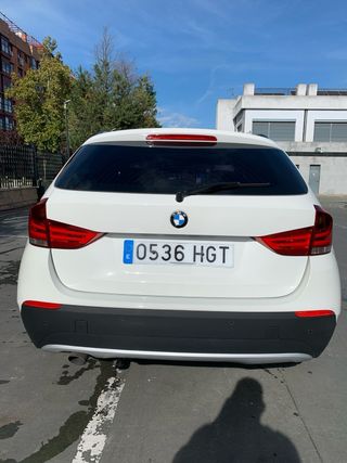 BMW X1 2011