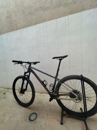 Bicicleta Mondraker Chrono 2023