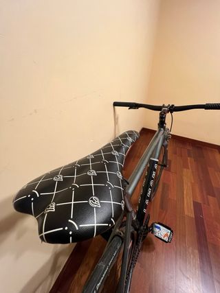 Bicicleta Fixie LAMONA Stellar Gris-Negra