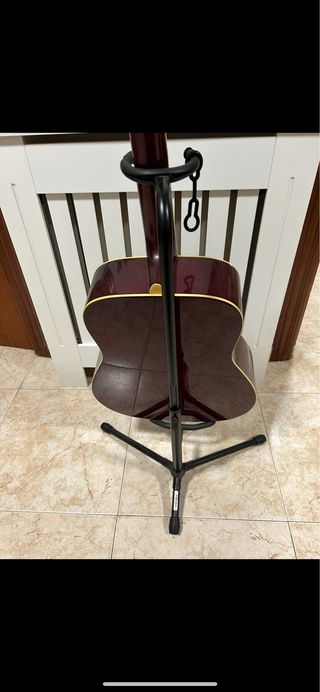 Guitarra Acústica Yamaha FG720S con soporte/funda.