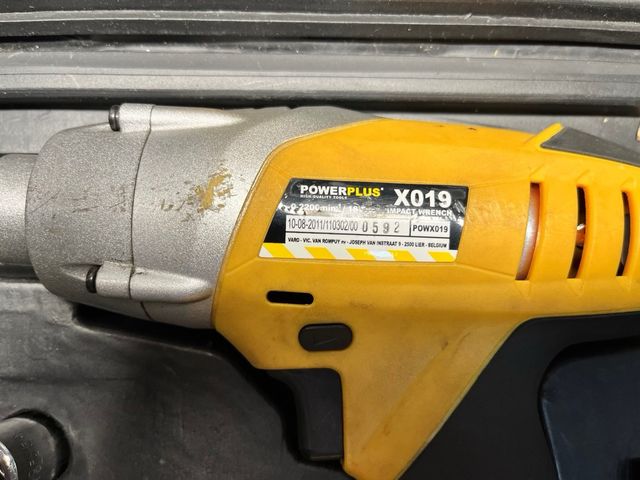 Pistola de impacto Powerplus X019 18V
