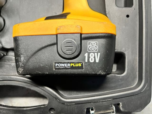 Pistola de impacto Powerplus X019 18V