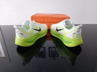 Zapatillas Nike Vomero 18 Talla 41