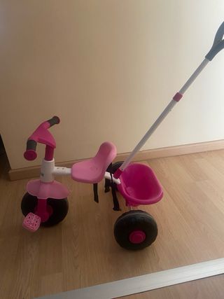 Triciclo rosa para bebé