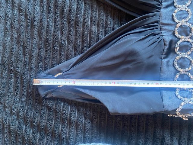 Vestido largo negro invitada boda