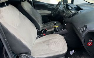 Ford Tourneo Courier 2015