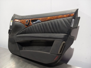 GUARNECIDO PUERTA DELANTERA DERECHA MERCEDES-BENZ
