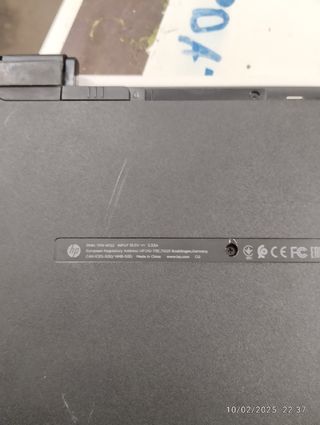HP 17-y010ms Portátil