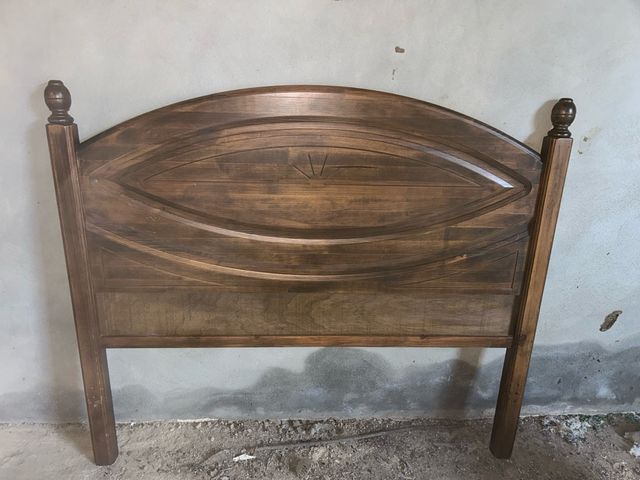 Cabecero de madera