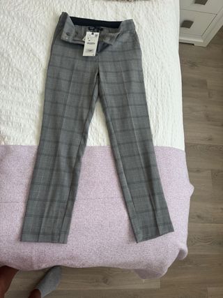 Pantalón Zara cuadros grises T36