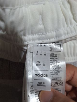 Leeds United Home Shorts 2024-25