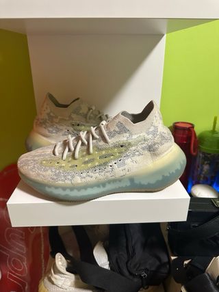 Adidas Yeezy Boost 380 Alien
Buen estado