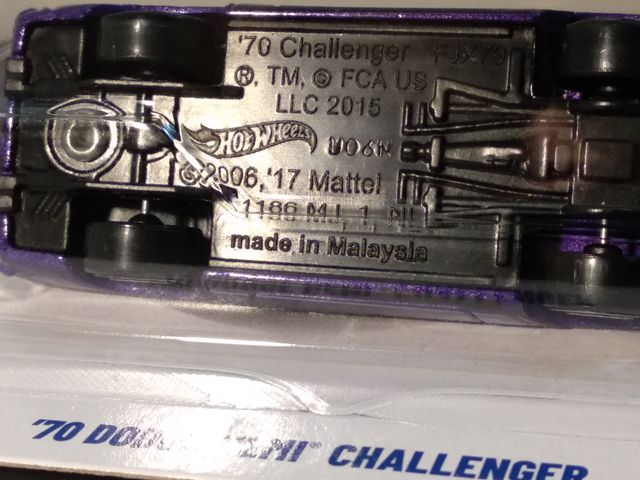 Hot Wheels '70 Dodge Hemi Challenger