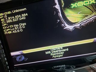 Xbox Clásica Negra con Mando y Mando DVD