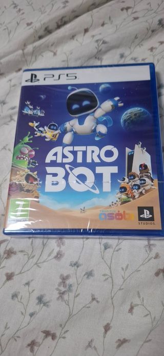 Se vende Dos juegos de play 5 sin utilizar