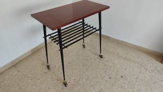 Mesa auxiliar madera y metal