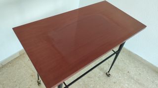 Mesa auxiliar madera y metal