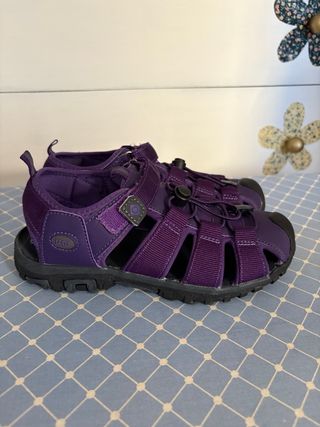 Sandalias Trekking IZOD Morado Negro