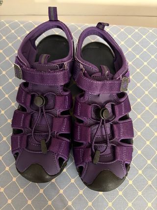 Sandalias Trekking IZOD Morado Negro