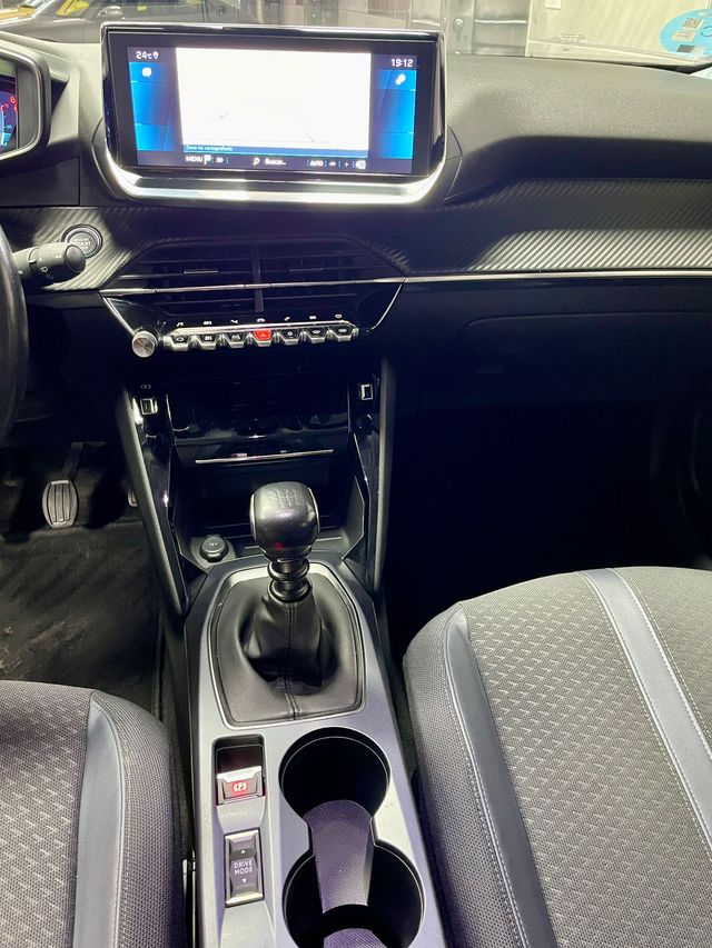 Peugeot 2008 Allure BlueHDI 100 S&S BVM6