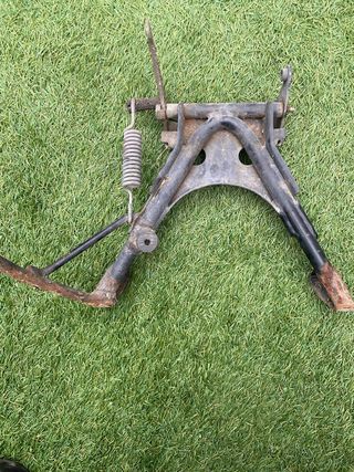 Caballete Central Peugeot Speedfight