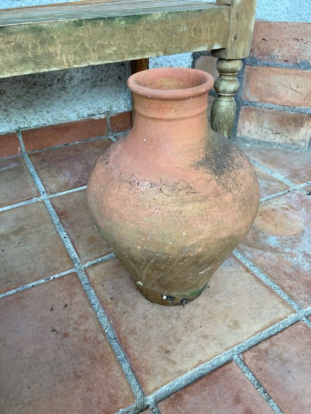 Vasija de barro grande