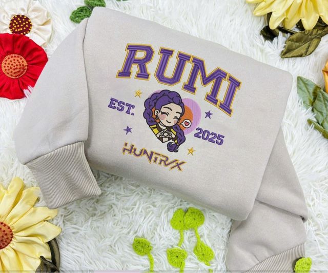 Sudadera Kpop Zoey Est. 2025