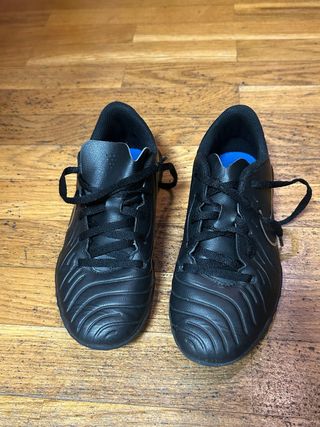 Botas fútbol Nike Talla 33,5