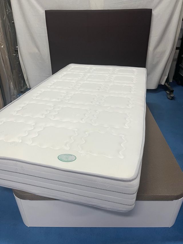 Letto pieghevole e materasso in memory foam 105x190