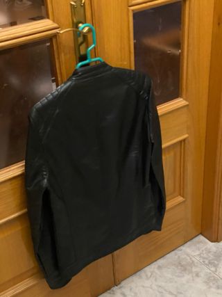 Chaqueta Zara Cuero Negra Talla S