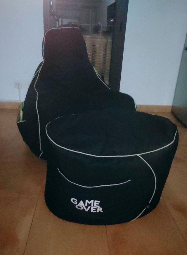 Hoy a este precio!!  Puff Gaming Grande Negro GAME