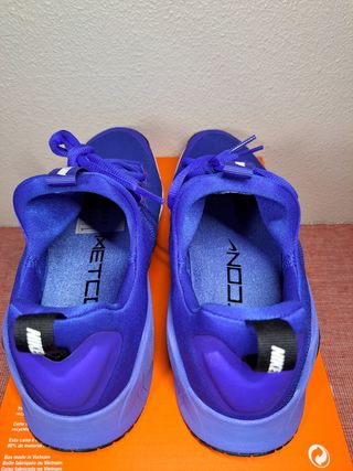 NIKE METCON 6 T42.5