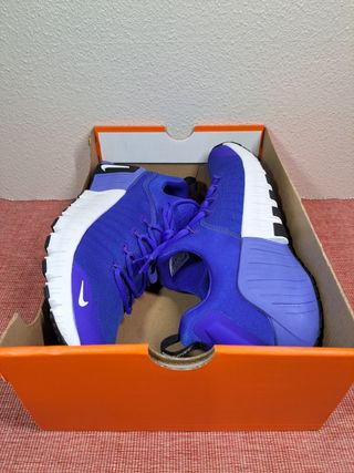 NIKE METCON 6 T42.5