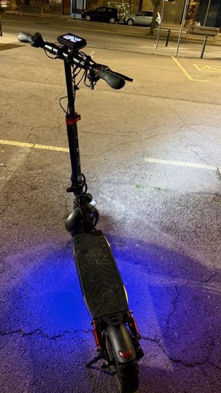 Patinete Eléctrico con Luces LED Azules