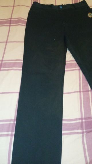 Uniforme Colegio Calasancio Blanco