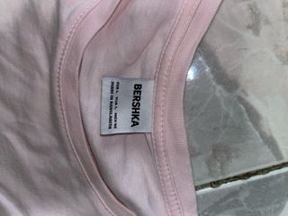 Camisetas bershka Beige y Rosa