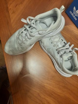 Zapatillas Nike blancas