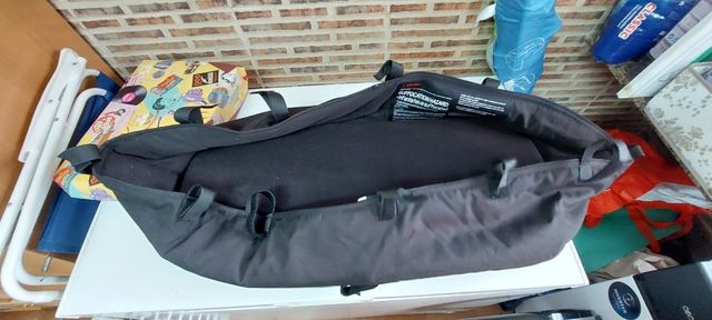 Capazo Bugaboo prácticamente nuevo.