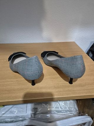 Zapatos de tacón Zara Talla 39