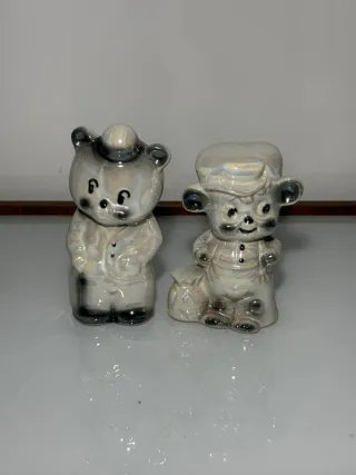 Lote de 2 huchas decorativas