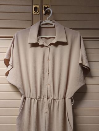 Mono beige mujer