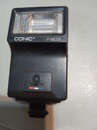 Flash Conic F-603 para cámara