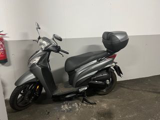 Moto Kymco 125 Miler Gris