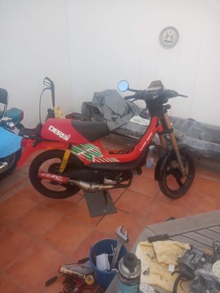 Derbi Variant Roja